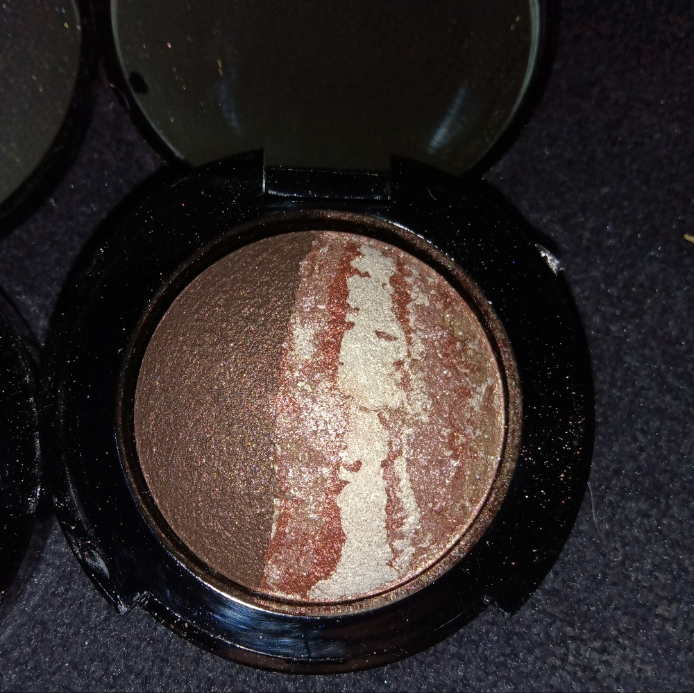 COPY - New Baked For Beauty Eyeshadow